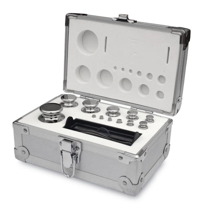 Complete gewichtenset in aluminium koffer van 1 mg tot 10 kg